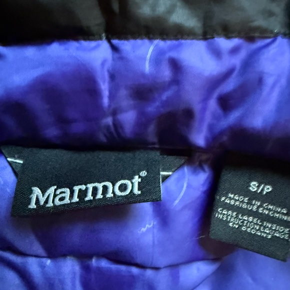 Women's Marmot Black and Purple Insulated Jacket - Picture 3 of 9